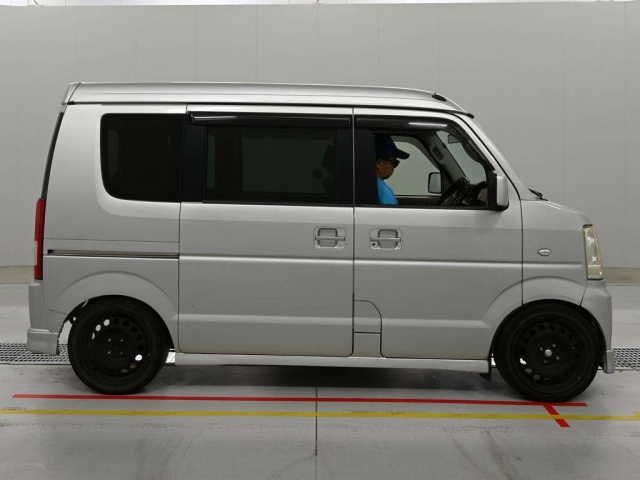 DA64W-324796 - SUZUKI EVERY WAGON (Silver - 2009)