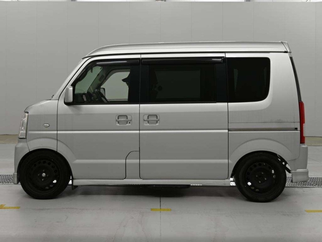 DA64W-324796 - SUZUKI EVERY WAGON (Silver - 2009)